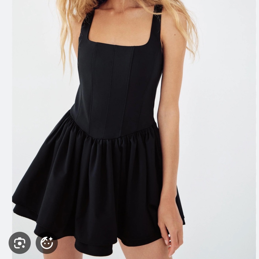 Zara Ruched Corset Dress - Picture 5 of 5